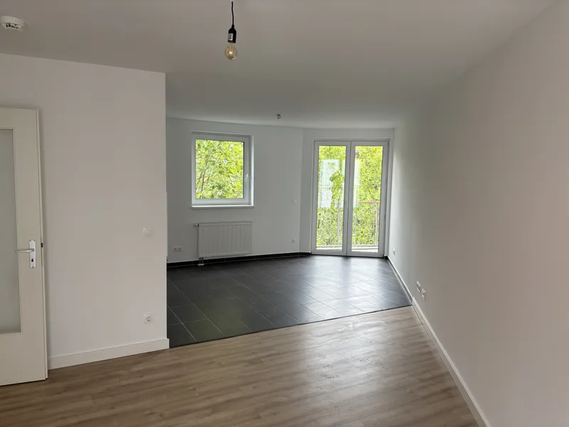 Helle 3-Zimmer-Neubauwohnung mit 2 Balkonen in Berlin-Wedding — komplett renoviert — photo 1